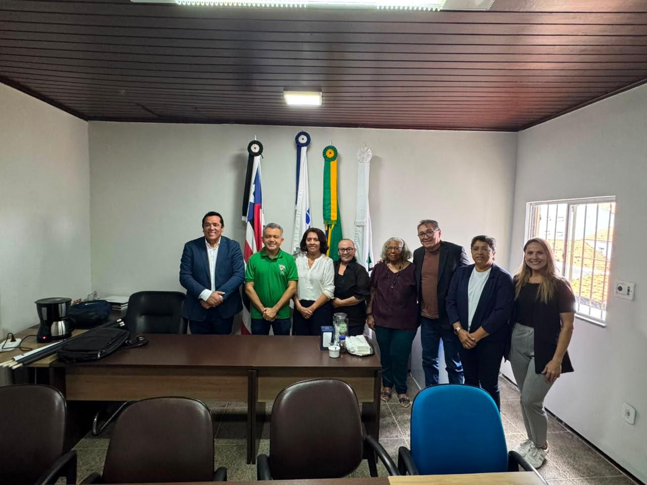Diretoria do SINTAF-MA recebe o candidato a deputado federal  Kleber Verde e apresenta demandas dos servidores